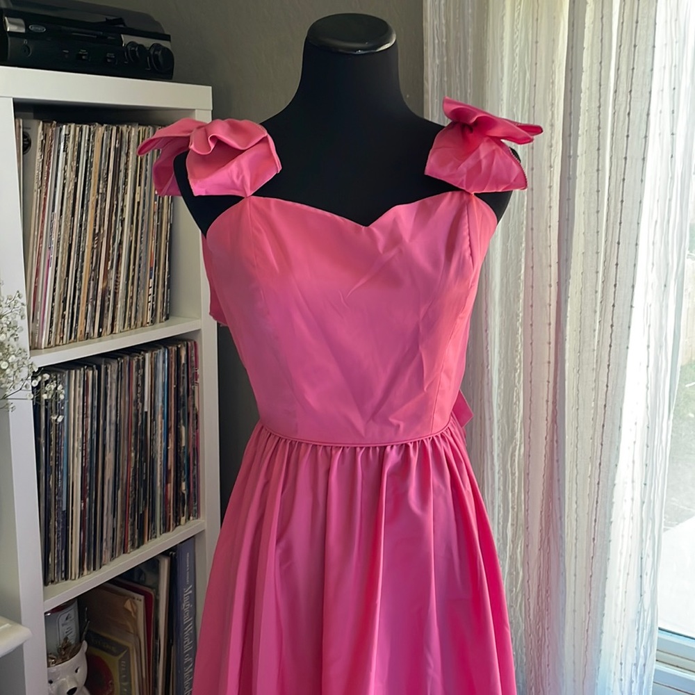Vintage Pink Formal Gown with Bow Details, Size 2